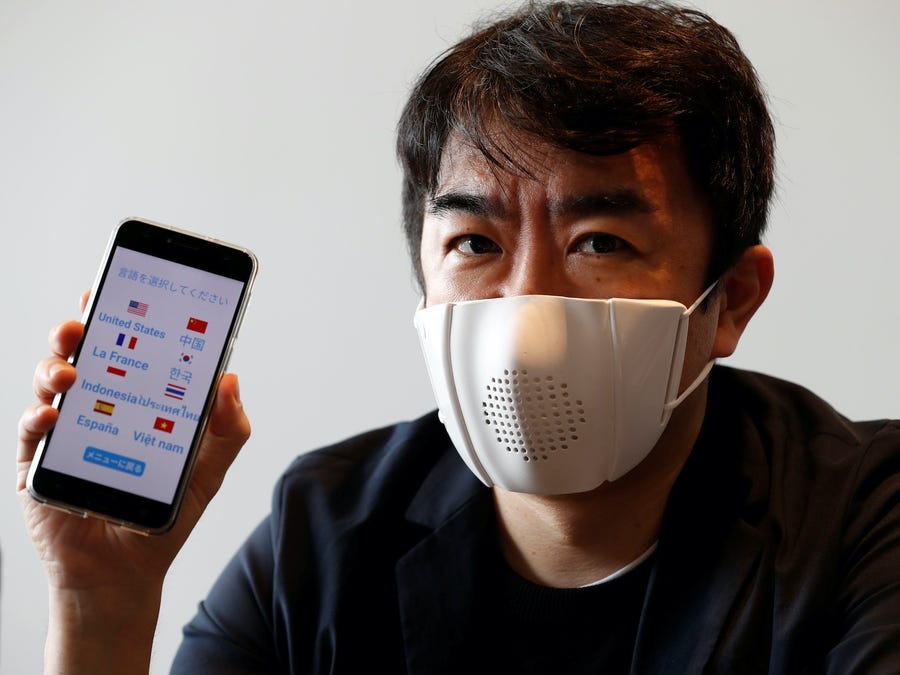 docotel official blog - Masker Buatan Jepang ini Bisa Terhubung Ke Smartphone