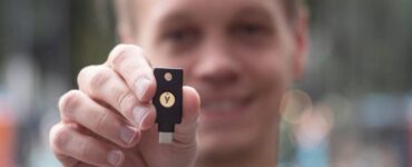 Memilih YubiKey untuk Perusahaan: Panduan Lengkap 6 Memilih YubiKey untuk Perusahaan: Panduan Lengkap 5