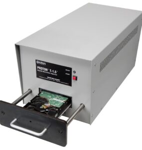 Degaussing vs Shredding: Cara Memusnahkan Data HDD dan SSD yang Benar 1 Degaussing vs Shredding: Cara Memusnahkan Data HDD dan SSD yang Benar 1