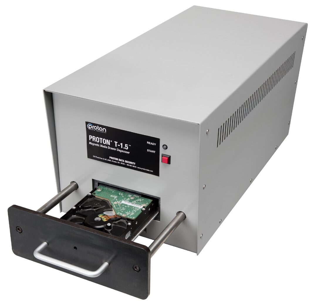 Degaussing vs Shredding: Cara Memusnahkan Data HDD dan SSD yang Benar 2 Mesin degausser untuk memusnahkan data pada hard disk (HDD)